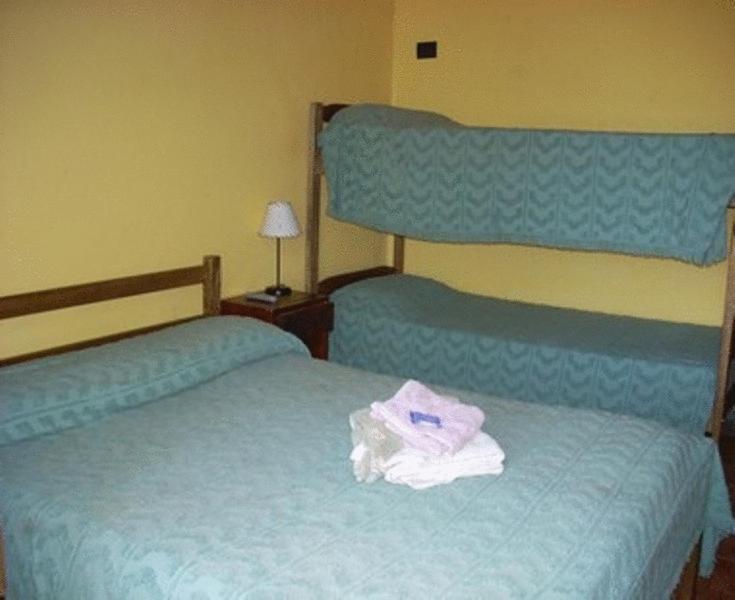 El Guembe Hostel House Пуерто-Іґуасу Номер фото